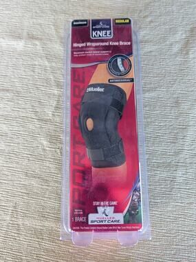 NEW MUELLER SELF-ADJUSTING KNEE STABILIZER – BLACK - Size Regular